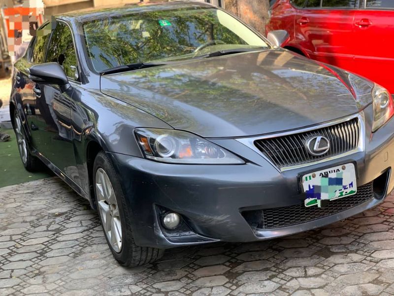 Main image of 2012 LEXUS IS